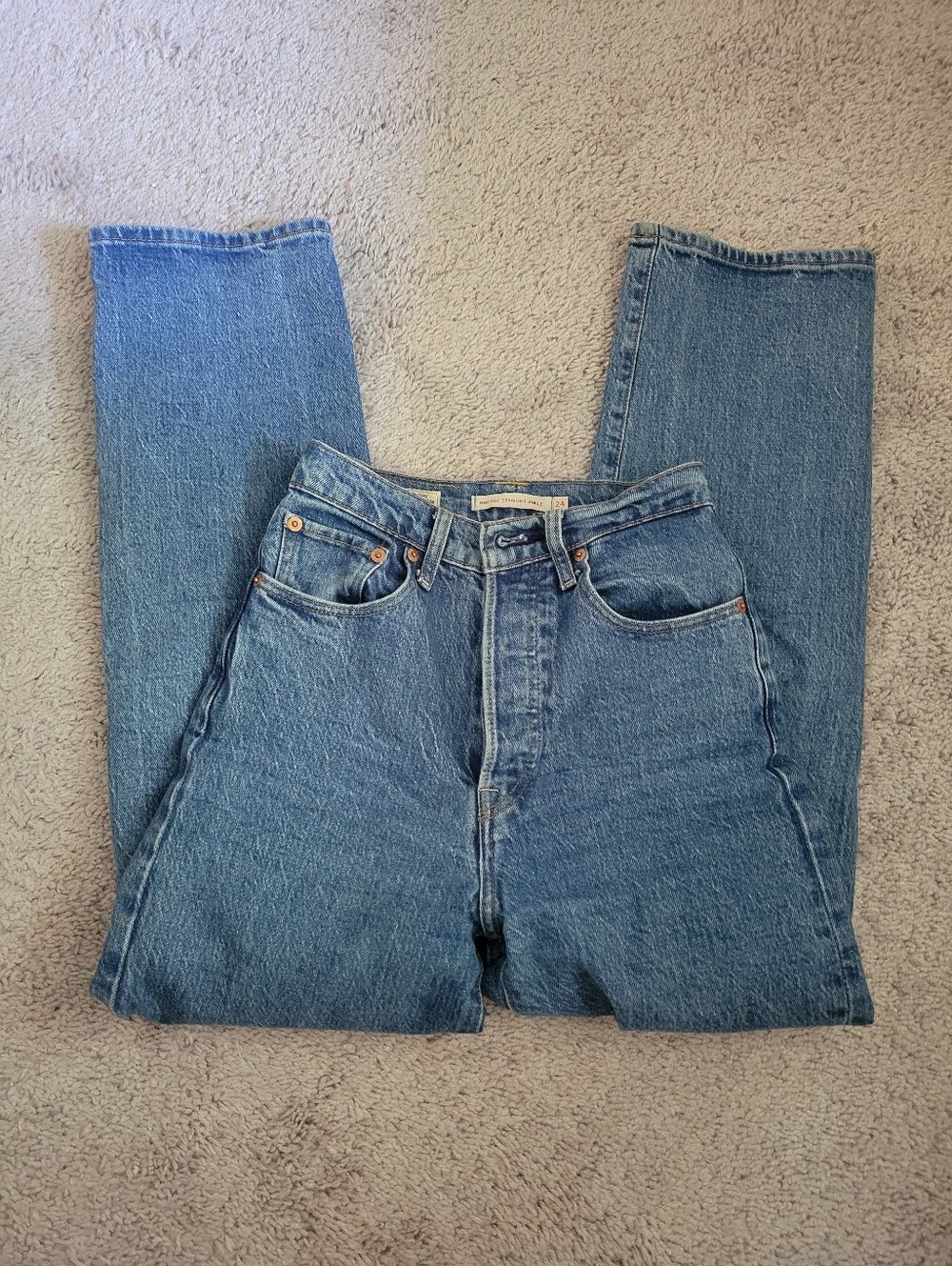 Levis Ribcage Ankle Straight Jeans